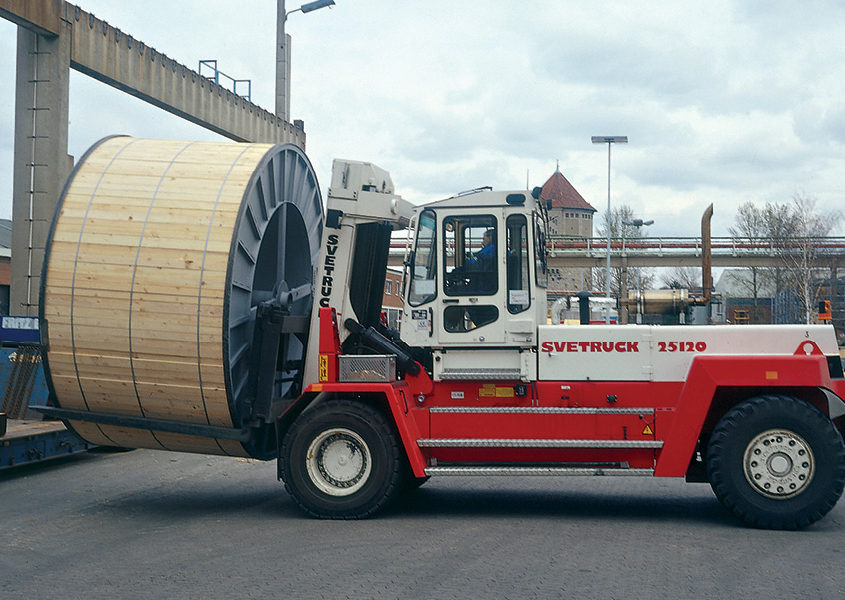 Forklifts 18-30 tonnes