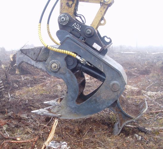 STUMP BREAKER